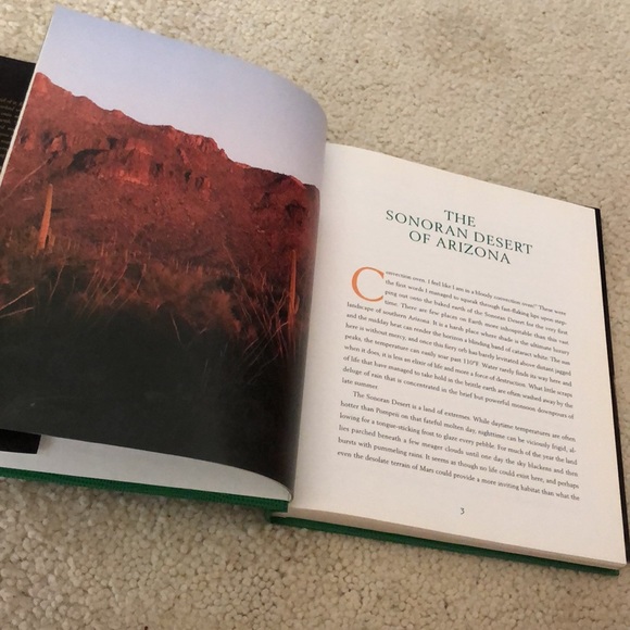 NWT Jeff Corwin Living on the Edge Book - Picture 8 of 16